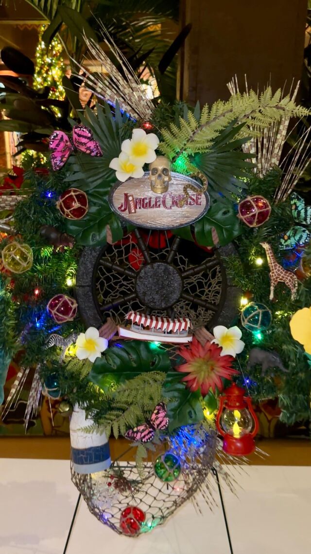 This was added fun to holiday resort hopping!

When I worked at the Polynesian in 2007/2008 they allowed Cast Members to take gingerbread houses home to decorate and then we brought them back to be displayed in the lobby. 

Happy Holidays to everyone!

#waltdisneyworld #wdw #thingstodoinorlando #stufftodoinorlando #disneytips